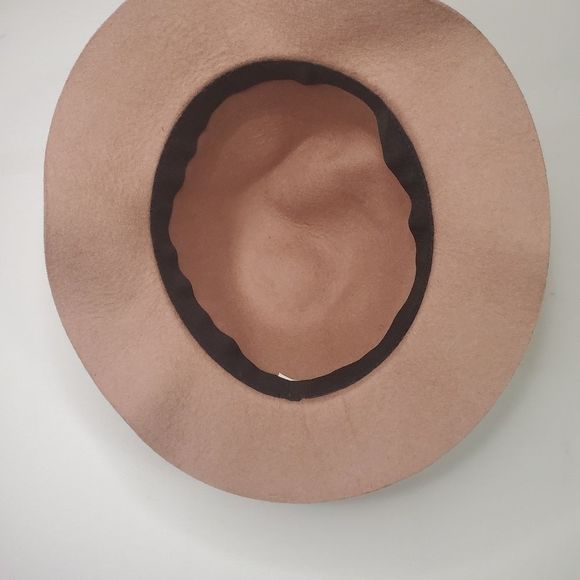 Wool hat - Picture 3 of 4